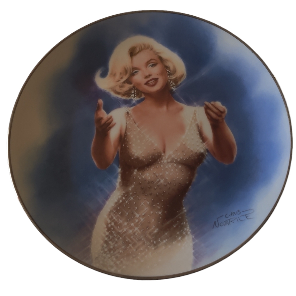 Marilyn Monroe- "Curtain Call" 8th Issue In The Marilyn Monroe Collection